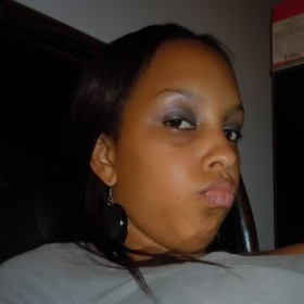 Tella_Bytch_kissma_Nike_s